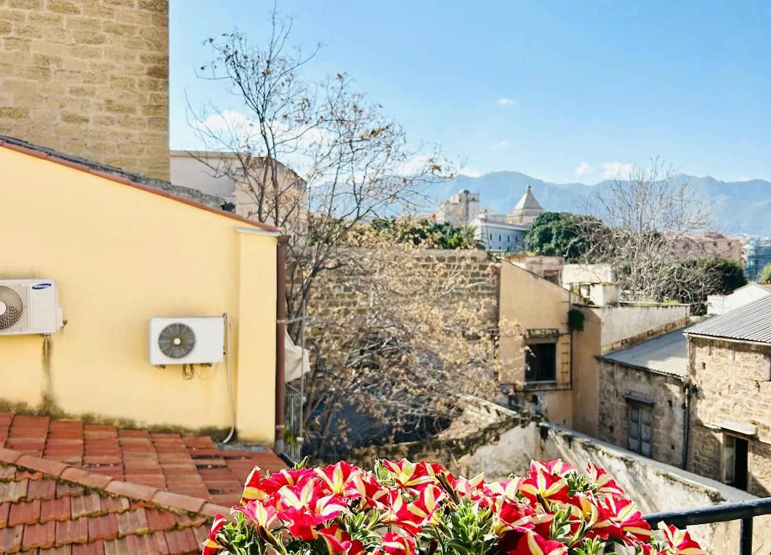 Papiretu'S Portrait Villa Palermo Holiday home